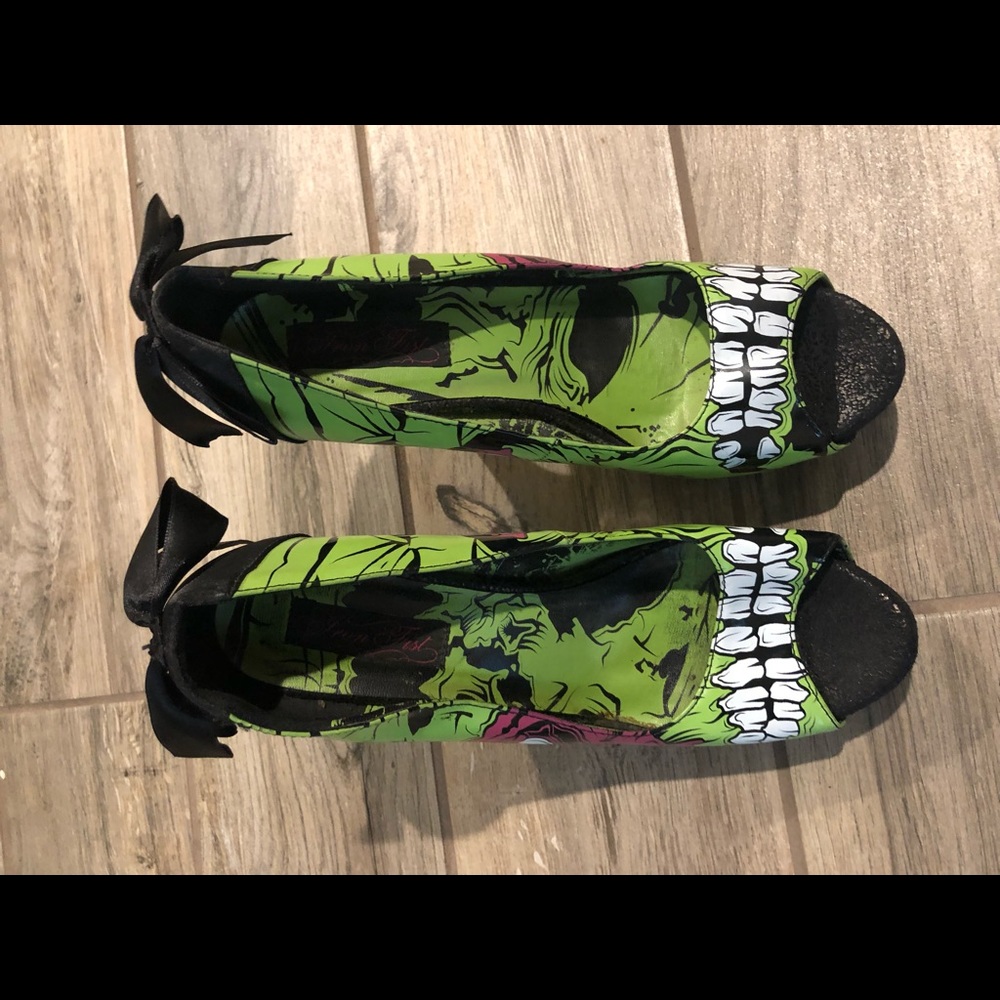 Iron Fist Zombie Stomper Heels - Picture 8 of 8